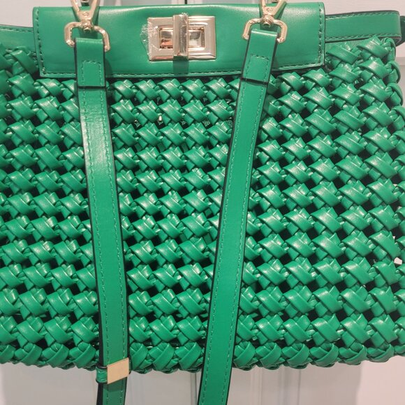 New2 Way Handbag**Green or White**With Crossbody Strap - Picture 1 of 12